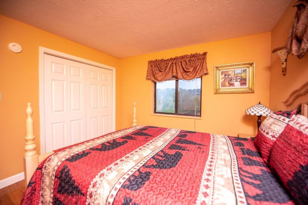 City & Mountain View 5 Mins From Downtown Gatlinburg Bagian luar foto